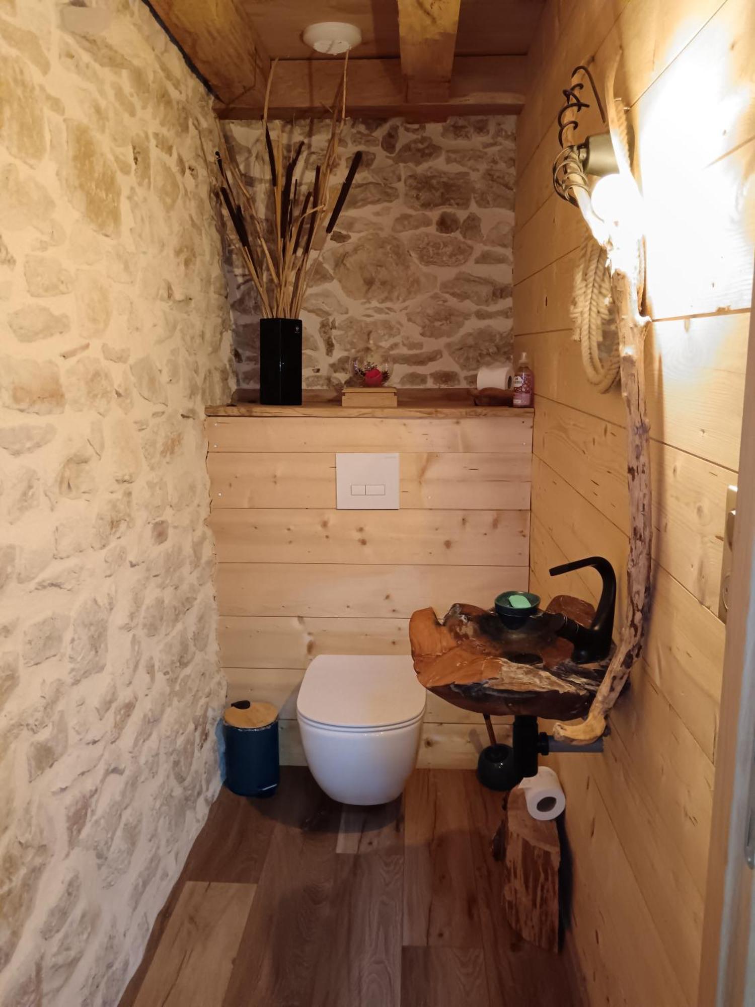 Domaine Moulin De Quincenat Apartment Champagnat  Bagian luar foto