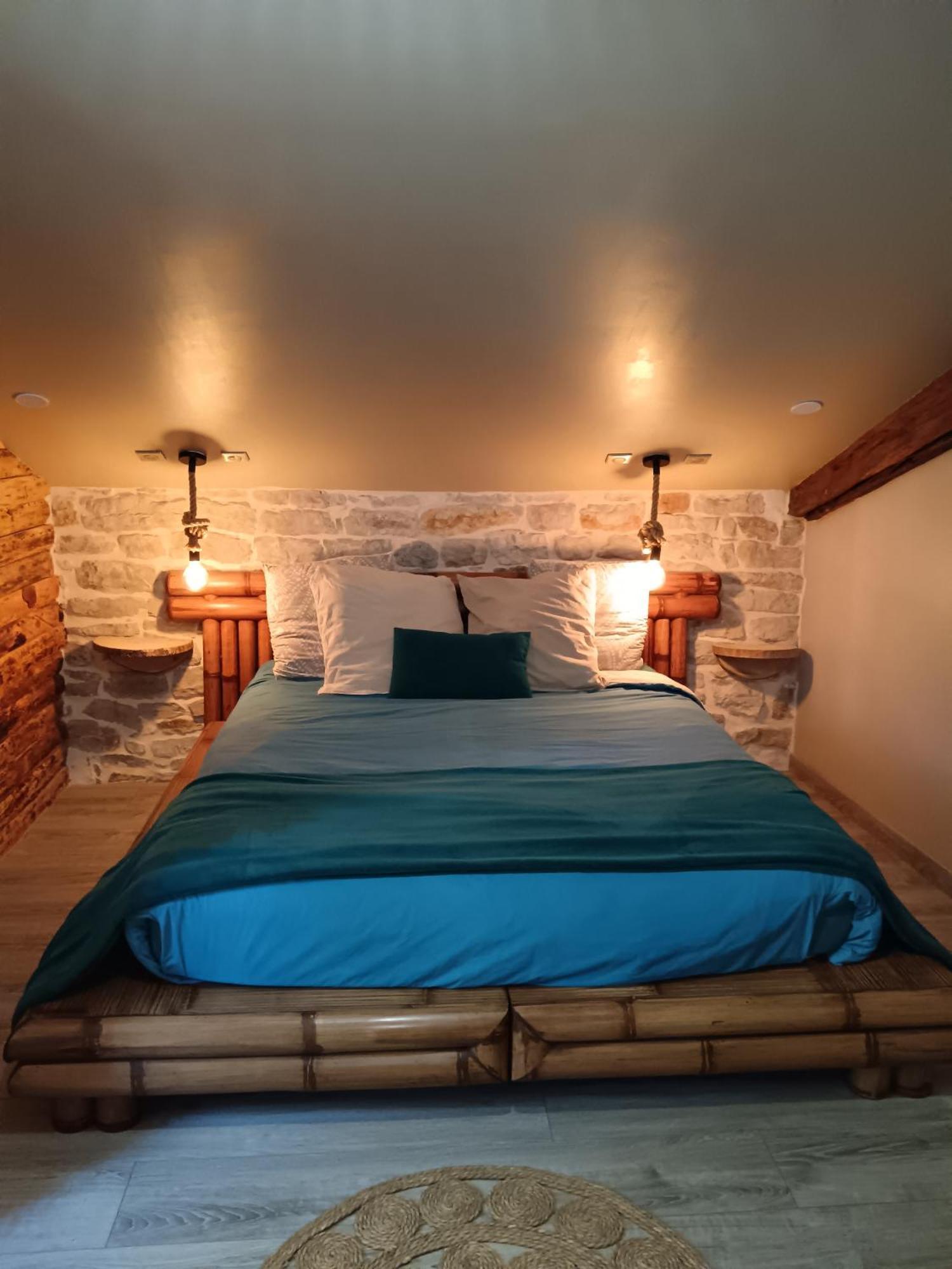 Domaine Moulin De Quincenat Apartment Champagnat  Bagian luar foto